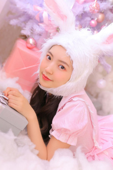 学生娇小嫩白紧小疼叫